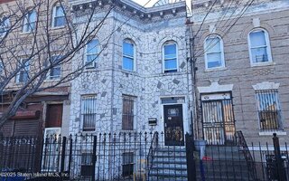 378 Montauk Ave, Brooklyn, NY 11208