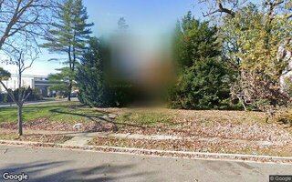 4 Montauk Ave, Rockville Centre, NY 11570