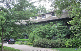 407 Centre Island Rd, Oyster Bay, NY 11771