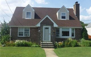 41 Park Ave, New Hyde Park, NY 11040