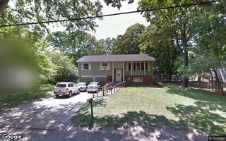 42 Bergen St, Brentwood, NY 11717