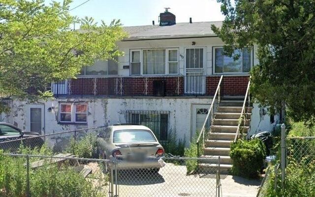 423 Bch 63rd St, Arverne, NY 11692 (House View)