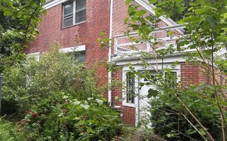 425 W 256th St, Bronx, NY 10471