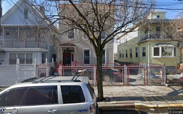 4267 Carpenter Ave, Bronx, NY 10466