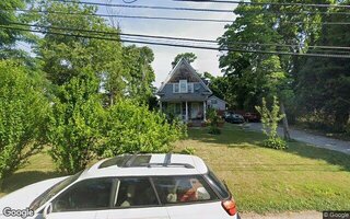 43 Overton St, Sayville, NY 11782