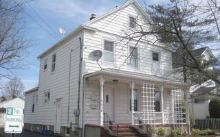 43 W Valley Stream Blvd, Valley Stream, NY 11580