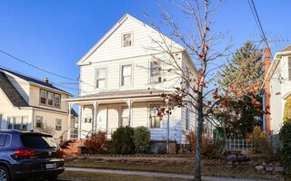 43 W Valley Stream Blvd, Valley Stream, NY 11580