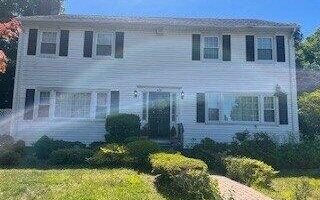 430 Upland St, Westbury, NY 11590