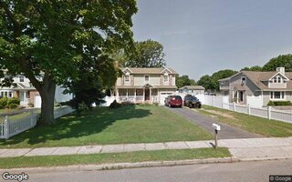 434 Sylvan Ave, Bayport, NY 11705