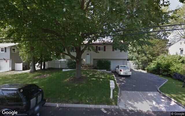 44 Holiday Park Dr, Centereach, NY 11720