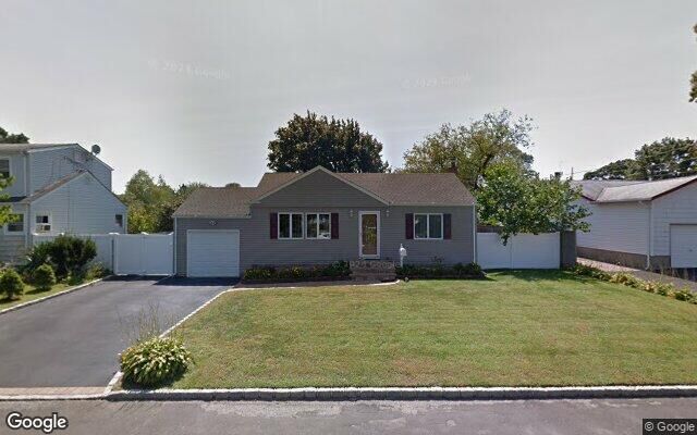 444 Windmill Ave, West Babylon, NY 11704