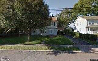445 Newton St, Westbury, NY 11590