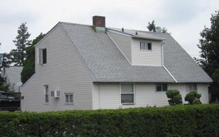 474 N Newbridge Rd, Levittown, NY 11756