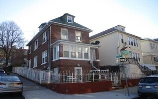 4766 Carpenter Ave, Bronx, NY 10470