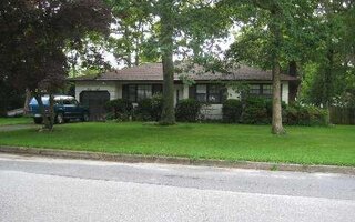 48 Colonial Ln, Bellport, NY 11713