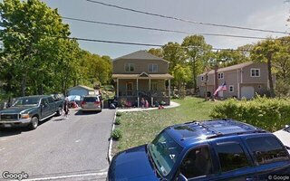 48 Osage St, Selden, NY 11784