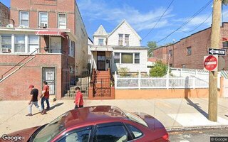 49-17 101st St, Corona, NY 11368