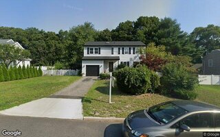 5 Blair Dr, Coram, NY 11727