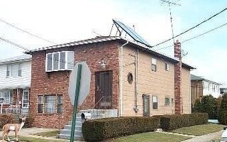 5 Powell St, Farmingdale, NY 11735