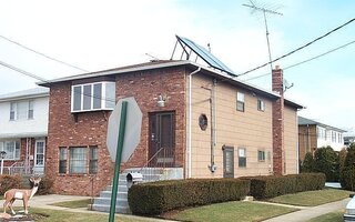 5 Powell St, Farmingdale, NY 11735