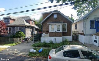 51-35 66th St, Woodside, NY 11377