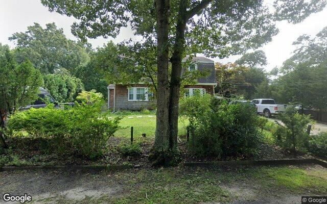51 Fern Ave, Riverhead, NY 11901