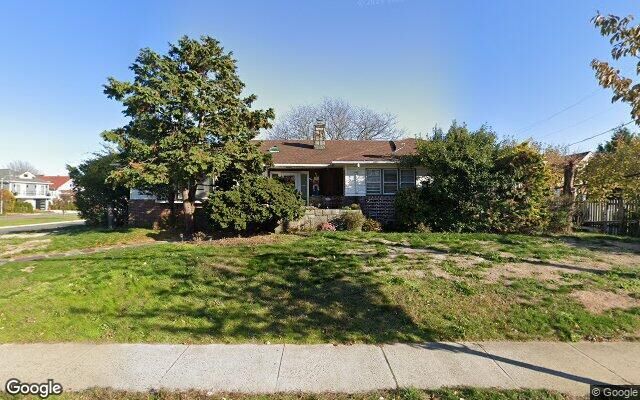 520 Magnolia Blvd, Long Beach, NY 11561