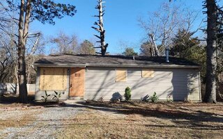 533 Bourdois Ave, Bellport, NY 11713