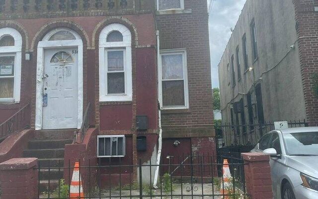 536 Georgia Ave, Brooklyn, NY 11207 (Porch)