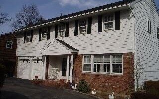 538 Ellison Ave, Westbury, NY 11590