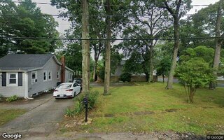 54 5th St, Ronkonkoma, NY 11779