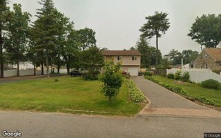 55 Van Cedar St, Brentwood, NY 11717