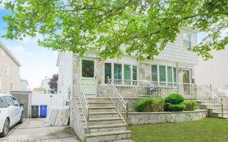 57 Bowling Green Pl, Staten Island, NY 10314