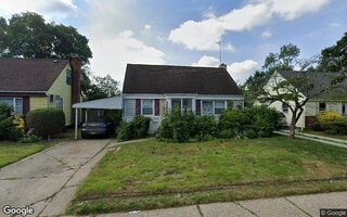 581 Emerson St, Uniondale, NY 11553