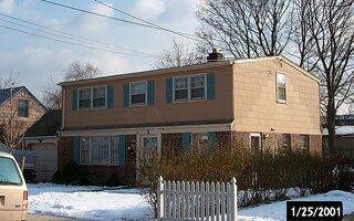6 Maple St, Massapequa, NY 11758