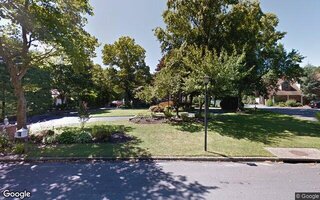 6 Westwood Dr, Huntington, NY 11743