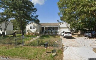 60 Crown St, Deer Park, NY 11729