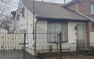61 Ackerman St, Staten Island, NY 10308