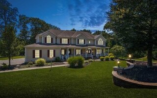 61 Cambridge Ct, Wading River, NY 11792