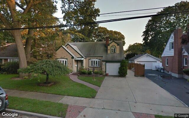 620 Grant Ave, North Baldwin, NY 11510
