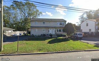 63 E 6th St, Huntington Station, NY 11746