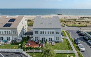 6416 Bch Front Rd, Arverne, NY 11692