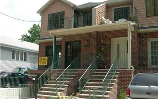 657 Woolley Ave, Staten Island, NY 10314