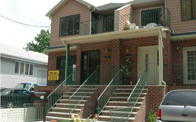 657 Woolley Ave, Staten Island, NY 10314