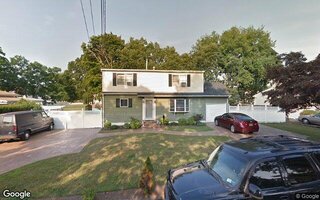 66 Westwood Ave, Deer Park, NY 11729