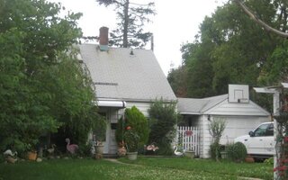 665 Mason St, Westbury, NY 11590