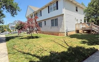 669 Bloomingdale Rd, Staten Island, NY 10309