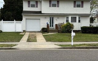 67 Colonial Dr, Massapequa, NY 11758