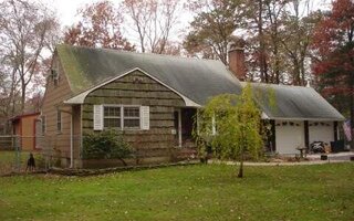 68 Deer Path Rd, Central Islip, NY 11722