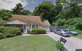 68 Hillwood Dr, Huntington Station, NY 11746